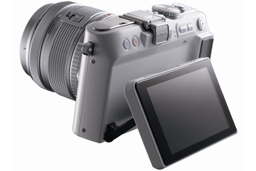 オリンパス、可動式液晶/3D機能搭載などマイクロ一眼「PEN」の中核/エントリー機が今秋登場 画像