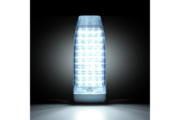 LEDライトやラジオ、蚊取り機能を装備した充電式扇風機 画像
