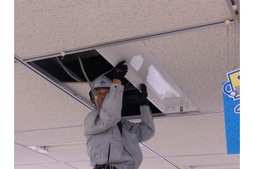 東急ハンズ、新宿店の照明をLEDに交換 画像