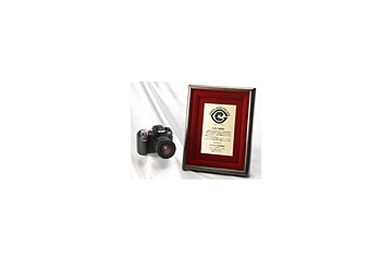 ニコンのデジタル一眼レフカメラ「D200」がカメラグランプリ2006を受賞 画像