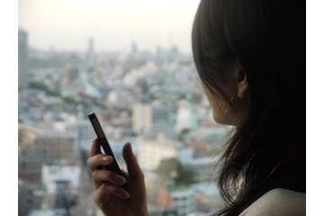 【スマホアプリ(Vol.3)】今日のメイクはどうする?天気と一緒にお洒落をチェック 画像