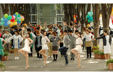 Perfumeが「モテキ」で映画初出演! 森山未來が4人目のメンバーに!? 画像