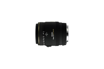 シグマ、中望遠マクロレンズ「MACRO 70mm F2.8 EX DG」 画像