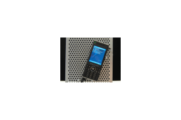 [WIRELESS JAPAN 2006] ウィルコムのW-ZERO3[es]は大盛況 画像