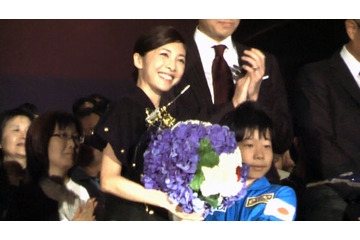 【ビデオニュース】映画「はやぶさ／HAYABUSA」初日舞台挨拶に、竹内結子、西田敏行ら豪華キャスト 画像