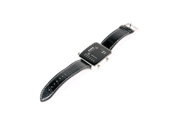 動画・静止画撮影や録音が可能な多機能腕時計……LEDライトで未来系デザイン 画像