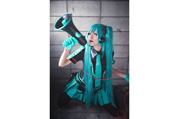 100名のコスプレイヤーがランウェイに登場!ニコファーレでコスプレイベント 画像