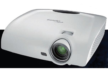 実売25万前後、2重映り・ゴーストを抑えた3D対応ホームシアタープロジェクター 画像