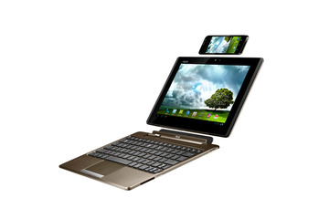 【MWC 2012（Vol.28）】ASUS、スマホとタブレットの合体端末「PadFone」を発表 画像