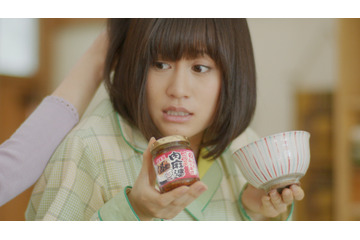 AKB48前田、新CMで普段の食いしん坊キャラに!ウェブでいち早く公開 画像