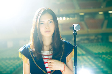 「結婚したいアーティスト」男性はコブクロ小渕、女性はYUIが1位に! 画像