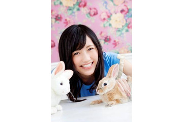 本日限定、AKB48渡辺麻友からサイン入り暑中見舞いが届くプレゼント実施中 画像