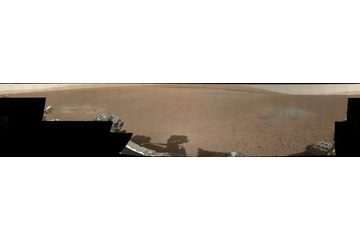 探査機キュリオシティの火星便り カラーで360度パノラマ 画像