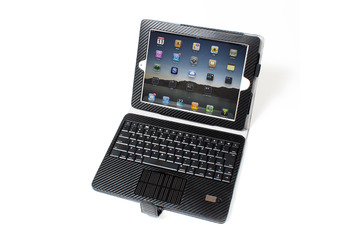 ソーラー充電に対応! iPad用のBluetoothキーボード付きケース 画像