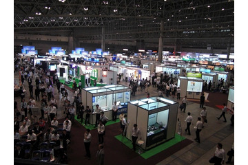 【CEATEC 2012 Vol.55】自動車関連に注目……コンパニオン 画像