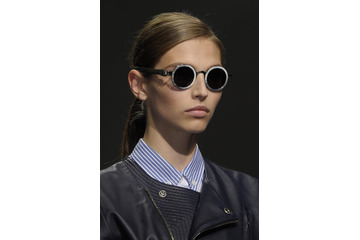 MYKITAとDAMIR DOMAのコラボサングラス 画像