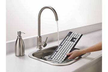 ロジクール、水洗いできる薄型フルキーボード「k310」……Windows 8にも対応 画像