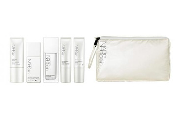 「NARSskin」トラベルセットが数量限定で登場 画像