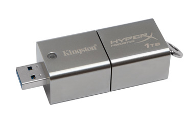 Kingston、読み出し240MB/s、書き込み160MB/sで容量1TBのUSB 3.0メモリ 画像