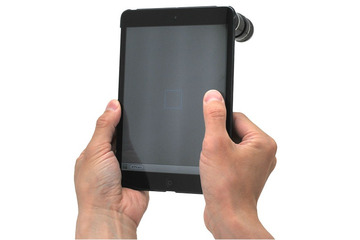 iPad miniで光学12倍の望遠撮影! 2,980円のレンズユニット 画像