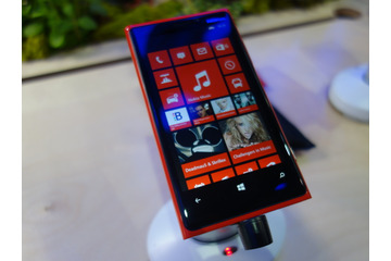 【MWC 2013 Vol.26（動画）】ノキアの最新Windows Phone 8スマホ「Lumia 720」を触った 画像