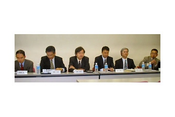 TD-CDMA実現には1社あたり5MHzでは足りない！ 問題が浮き彫りに 画像