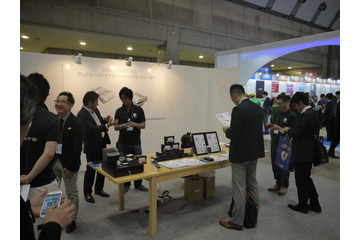 【2013 Japan IT Week】iPhoneがクレジットカード決済端末に 画像
