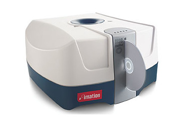 イメーション、最大100枚のCD/DVDを収納・管理できるシステム 画像