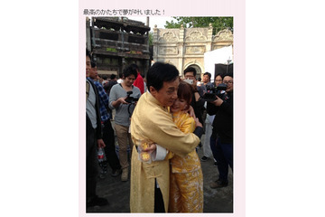 「これで、死ぬとき笑って死ねる」……しょこたん、ジャッキーと“夢の共演”の感動つづる 画像