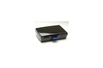 エバーグリーン、2.5インチHDD&メモリーカードに録画/再生が可能なMPEG-4レコーダー 画像