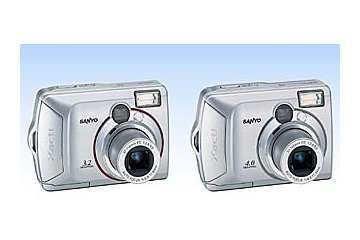 三洋、自分撮りミラー搭載の400万/320万画素デジカメ 画像