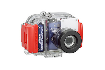ニコン、水深40mまでの水中撮影が可能なCOOLPIX5200/4200専用防水ケース 画像