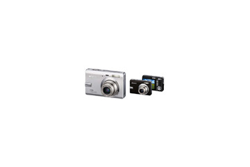 日本ポラロイド、1.8万円のコンパクトデジタルカメラ——有効画素数700万画素 画像