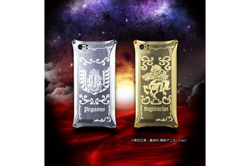 バンダイ、「聖闘士星矢」メタル製iPhoneジャケット……聖衣&聖衣箱をモチーフ 画像