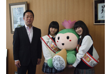 AKB48伊豆田、シロヘビに絶叫! …その後すんなりと掴む 画像