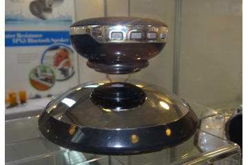 【COMPUTEX TAIPEI 2014 Vol.29(動画)】空中に浮かぶ謎の物体……その正体はBluetoothスピーカー 画像