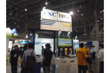 【Interop 2014 Vol.41】FXC、壁埋め込み型の小型無線アクセスポイントを展示 画像