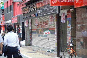 【Xbox One発売】新宿はいつもと変わらぬ朝を迎えた 画像