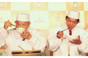 笑福亭鶴瓶、親子共演!息子がつくった“親子丼”は「ウチの味」 画像