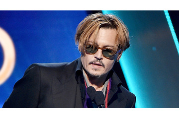 ジョニー・デップ、泥酔状態? 放送禁止用語を口走る 画像