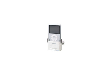 自動車エンジン始動に連動してiPod再生するFMトランスミッタ——ハンドルに取付け可能なワイヤレスリモコン付属 画像