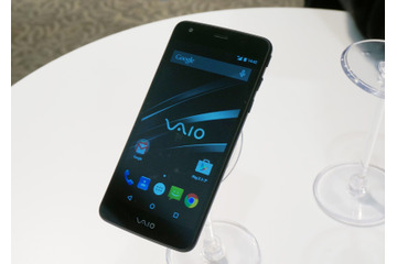 初のスマホ発表も魅力が感じられない「VAIO Phone」! 画像