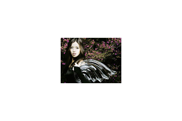 日豪の歌姫競演。伊藤由奈とデルタ・グッドレムのPVを一挙公開! 画像