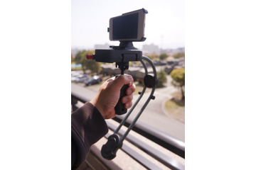 【レビュー】コストパフォーマンスも魅力!「Steadicam Smoothee」で動画を撮りまくる! 画像