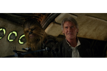 『スター・ウォーズ/フォースの覚醒』ソロ&チューバッカの写真公開で新事実 画像