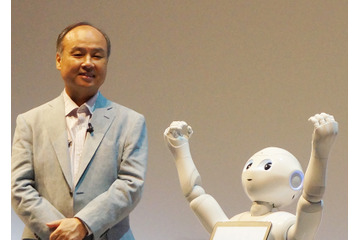 ソフトバンク・孫氏が語る「ロボットが人を幸せにする情報革命」……ペッパーも10月から派遣社員に！ 画像