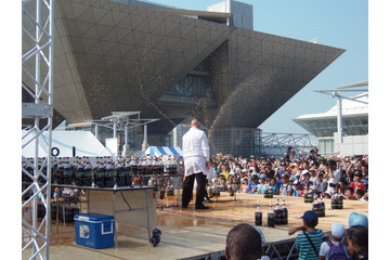 【Maker Faire Tokyo】日本初上陸! メントス×コーラの大噴水ショー(動画) 画像