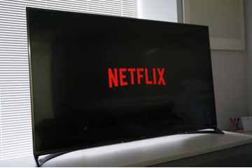 【特集・Netflix】第6回 ひと足早く体験レビュー!4Kテレビ&スマホ&PCで視聴してみた 画像