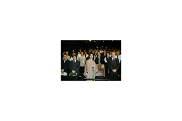「メトロに乗って」試写会でオヤジと和泉元彌が号泣!? 画像