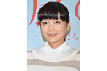 佐藤江梨子、出産後初の連ドラ主演で濃厚キス！「受け入れてます」 画像